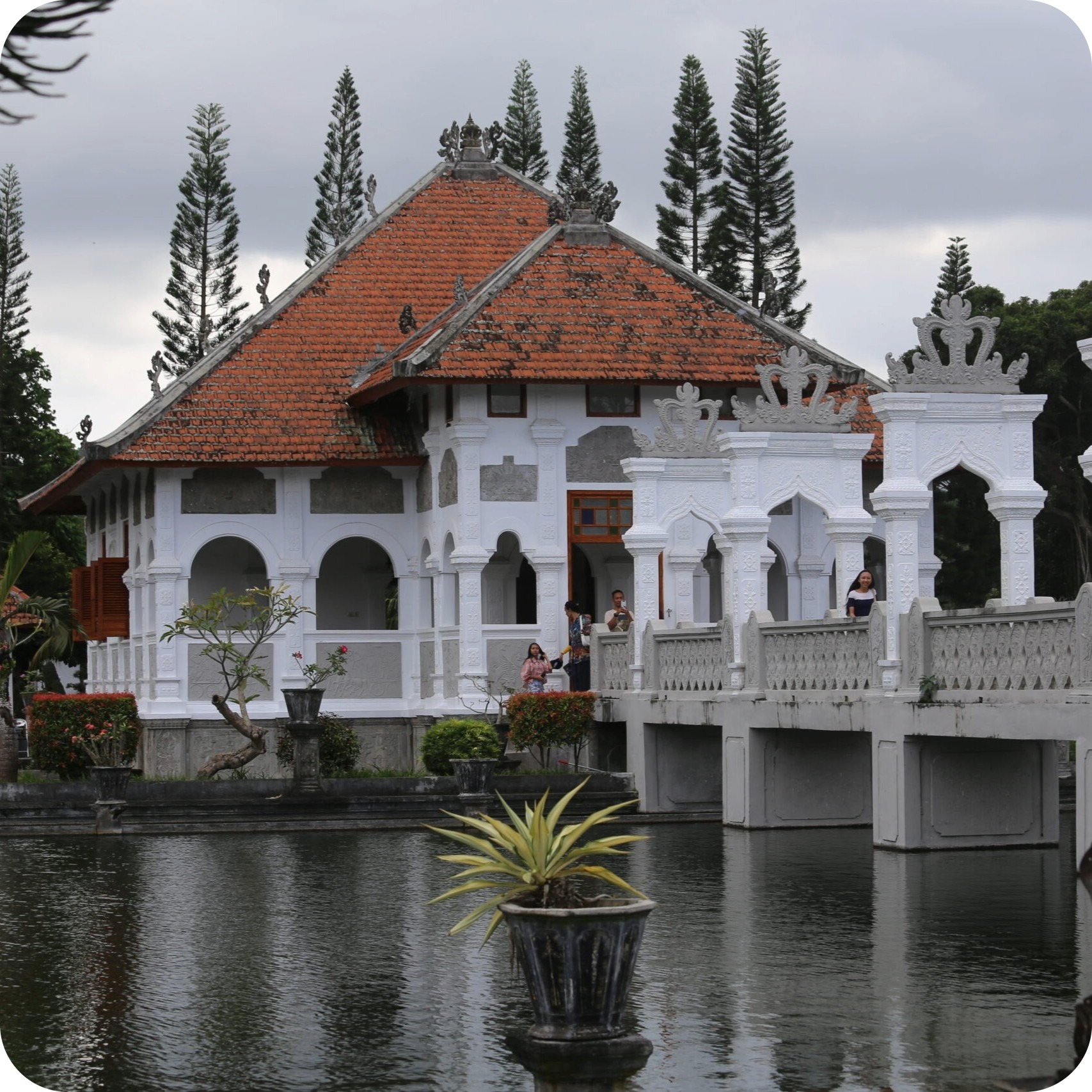 taman ujung palace 1 1.jpeg