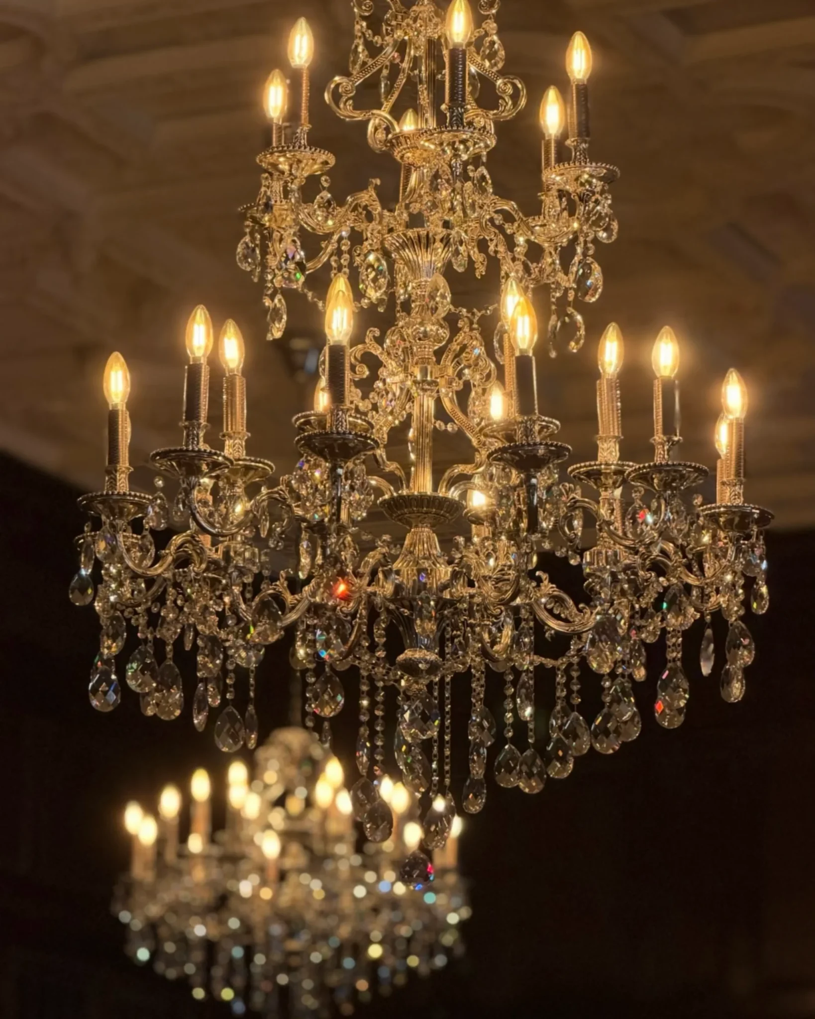 casa loma library chandeliers